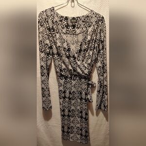 Nicole By Nicole Miller Black and White Patterned Long Sleeve Wrap Dress Size 12